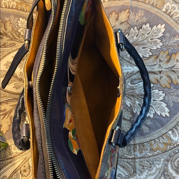 Patricia Nash Multicolor Floral Shoulder Bag - Picture 4 of 5